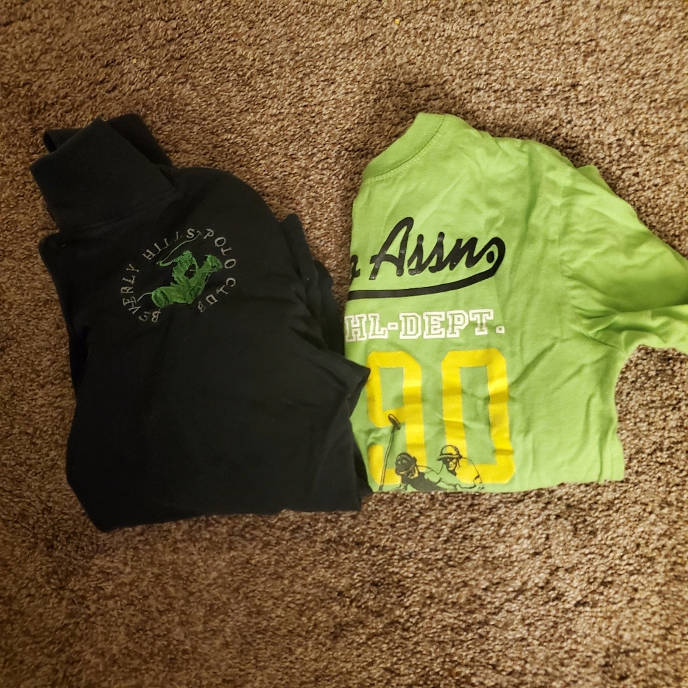 2 polo shirts